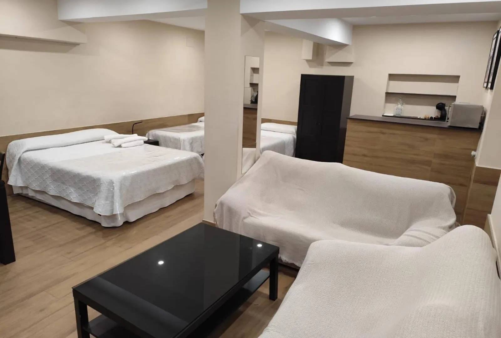 Montequinto apartamento 50m en Semisótano Dos Hermanas 0*,  España