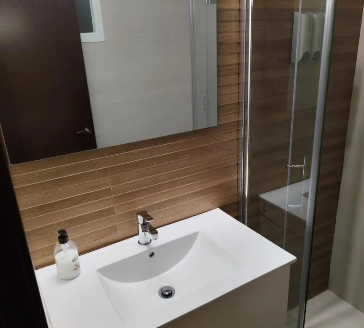 Montequinto Apartamento 50M En Semisotano Dos Hermanas Apartment